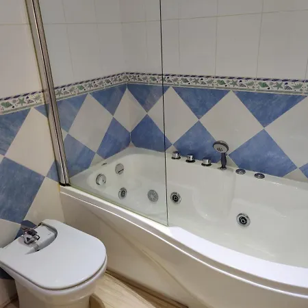 Vista Al Mar, Ferienwohnung, Traumhafter Meerblick, Seaview تورّيفيِخا