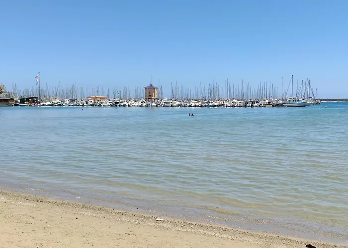 Apartamento Vista Al Mar, Ferienwohnung, Traumhafter Meerblick, Seaview *